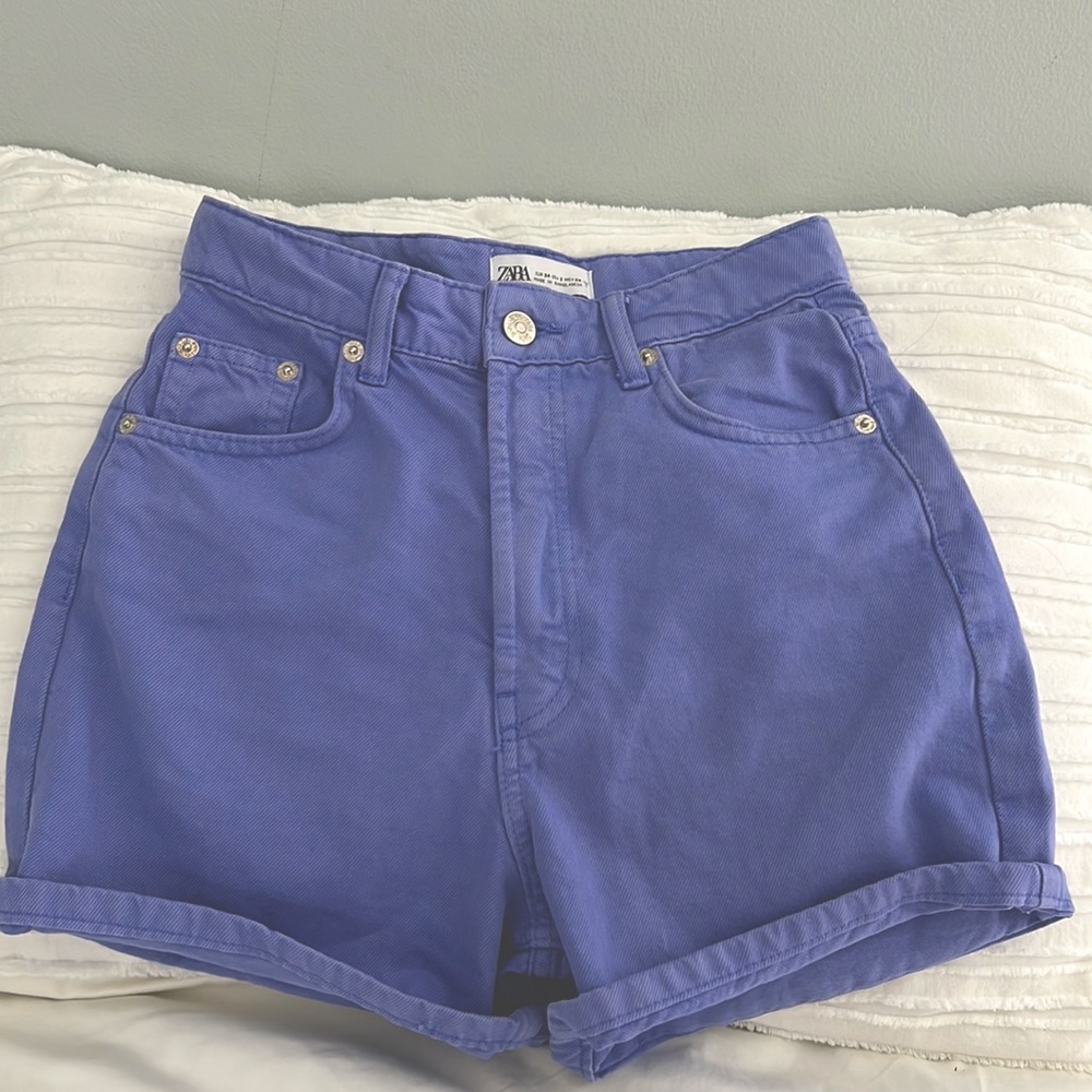 High Wasted Shorts